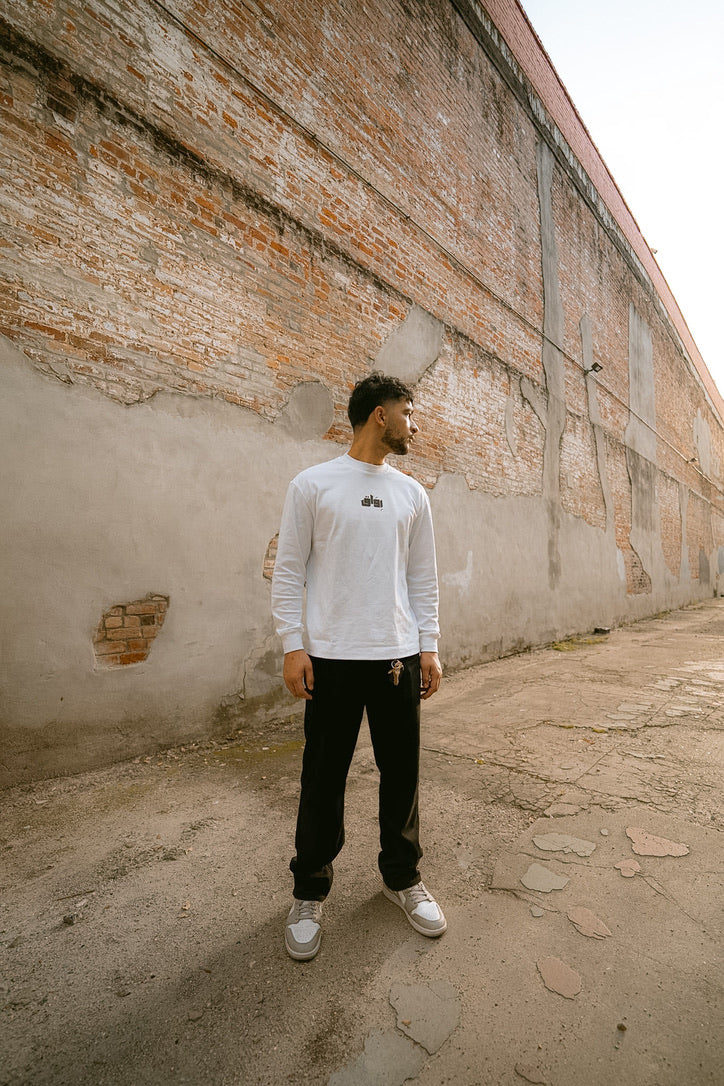 Steadfast Collection Adult Unisex Crewneck Long-Sleeve T-Shirt (White)